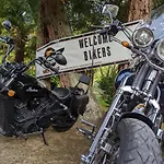 Le Moulin Du Comte Bed & Breakfast 3*
