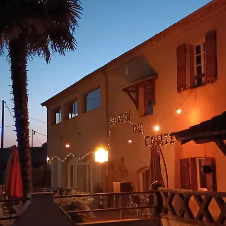 לינה וארוחת בוקר Le Moulin Du Comte 3*