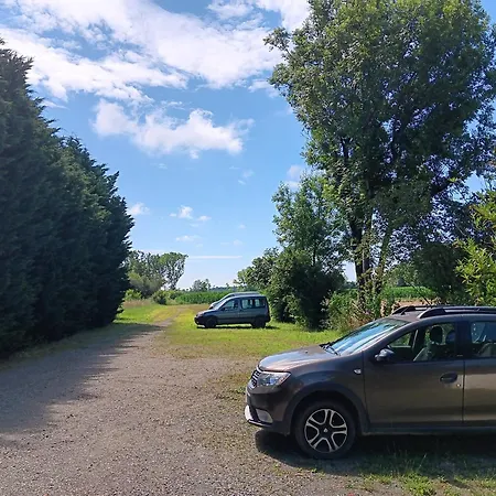 Le Moulin Du Comte 3* Bourrouillan