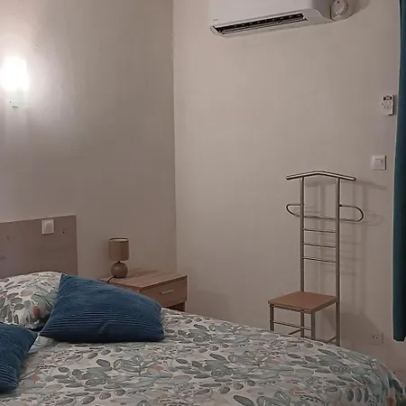 Bed & Breakfast Le Moulin Du Comte 3*