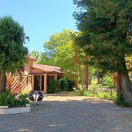 Le Moulin Du Comte Oda ve Kahvaltı